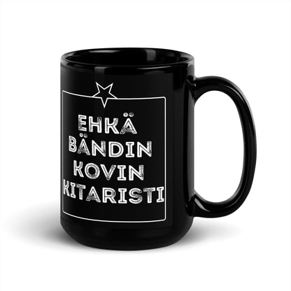 EHKÄ BÄNDIN KOVIN KITARISTI muki - Hevimies