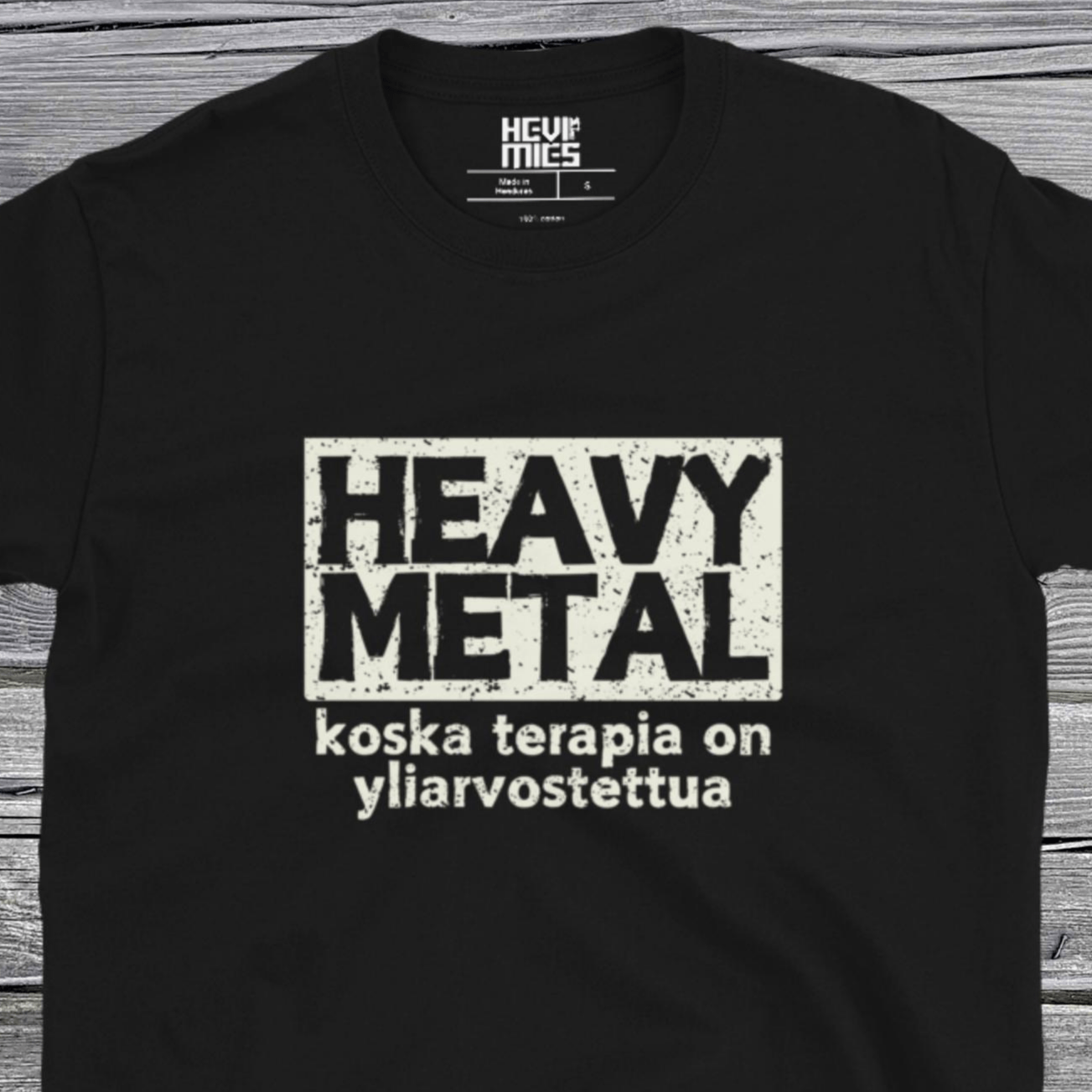 Heavy Metal Koska Terapia on Yliarvostettua t - paita - Hevimies