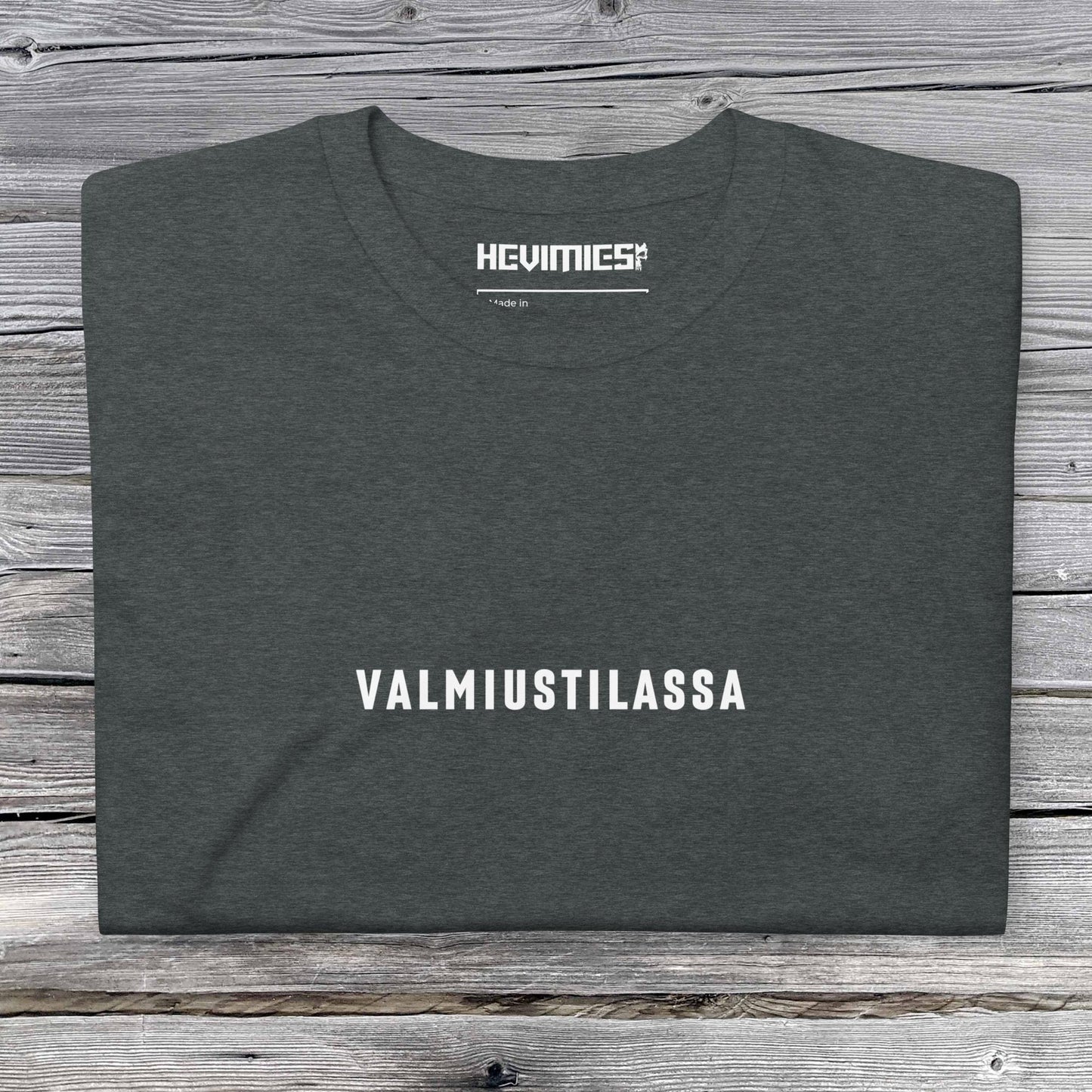 Valmiustilassa t - paita - Hevimies